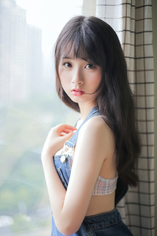 蜡笔小新剧场版2021花之天国学园
